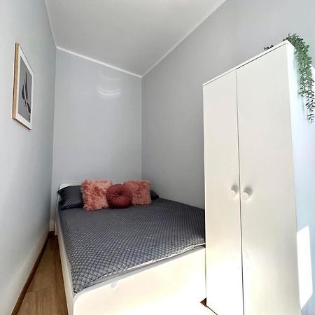 Mmrent Shadow Room Гданськ Екстер'єр фото
